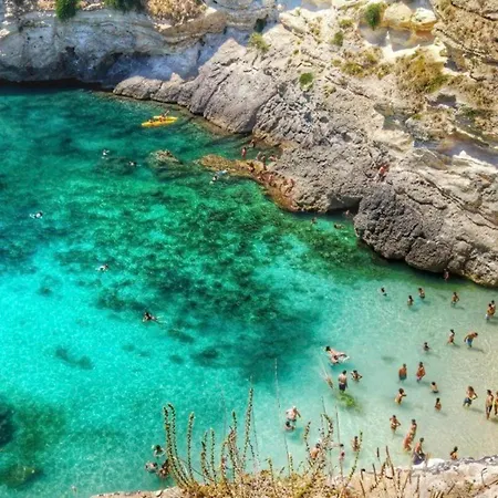 Rosa Vila Santa Cesarea Terme